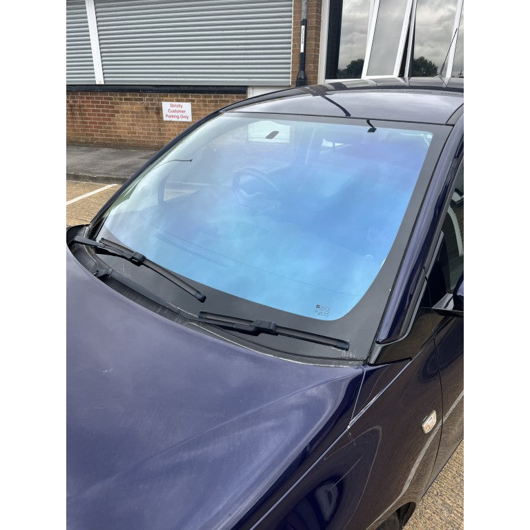 Blue chameleon windscreen tint